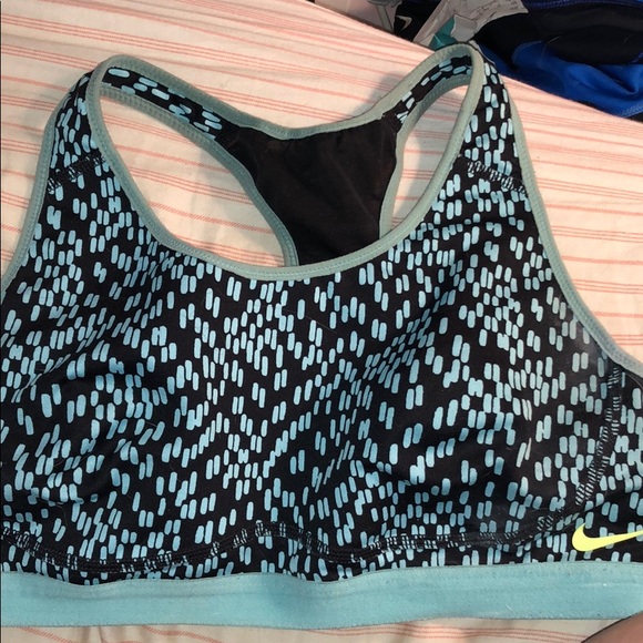 Nike Sports Bra - Picture 1 of 1